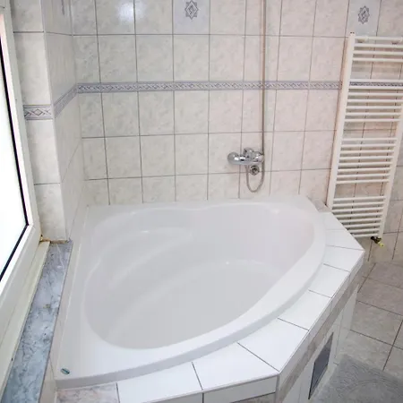 Apartment Puente Viejo