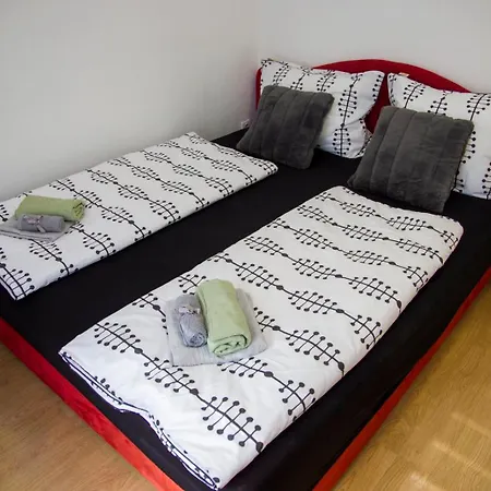 Puente Viejo Apartment *