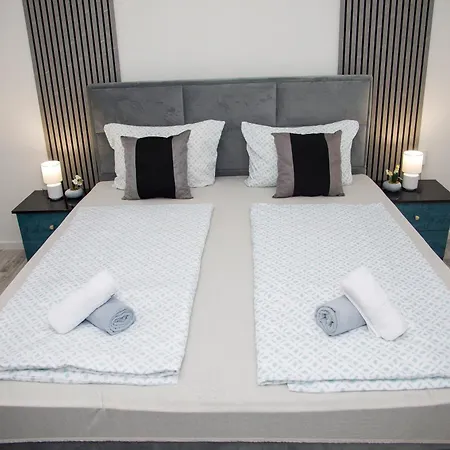 Apartament Puente Viejo *