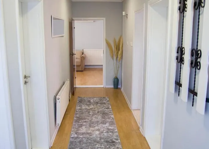 Puente Viejo Apartment *