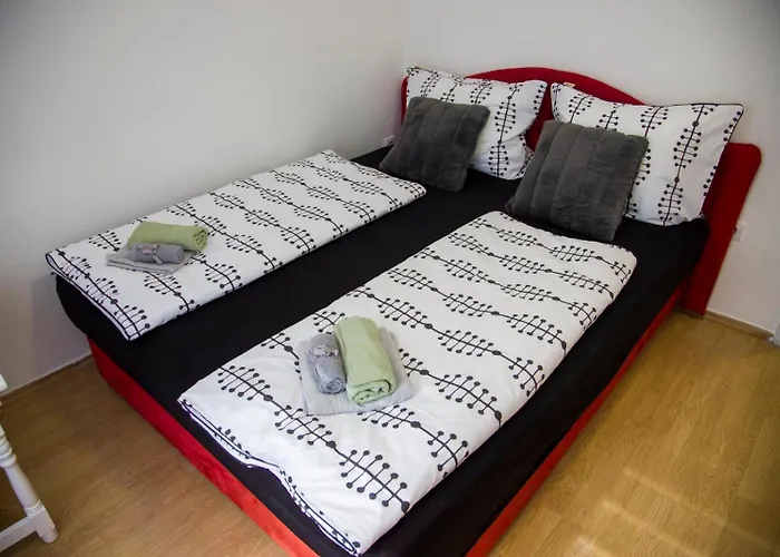 Puente Viejo Apartment *